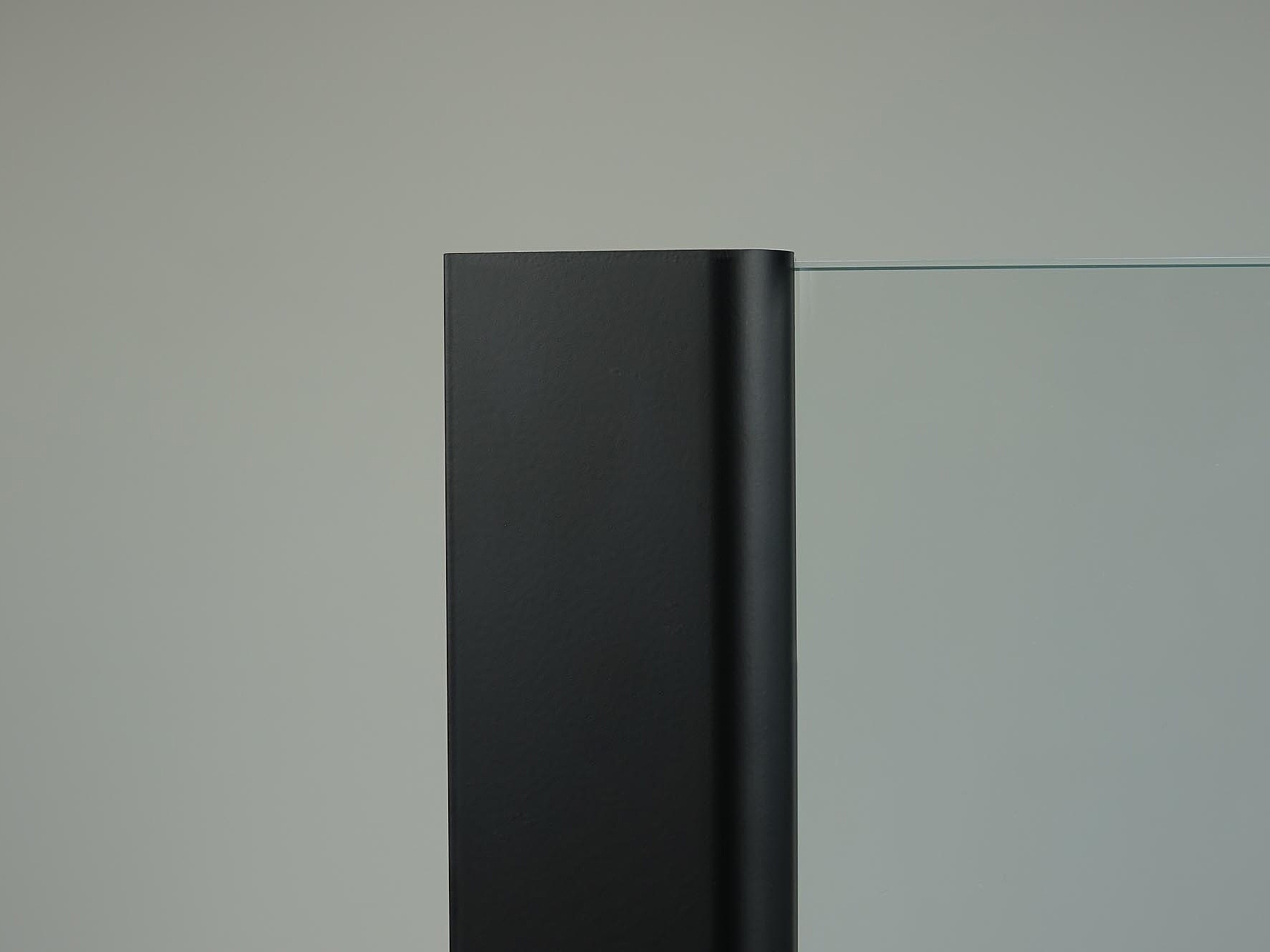 Kermi Duschdesign Duschkabine Oberfläche Wandprofil Schwarz Soft RAL 9005
