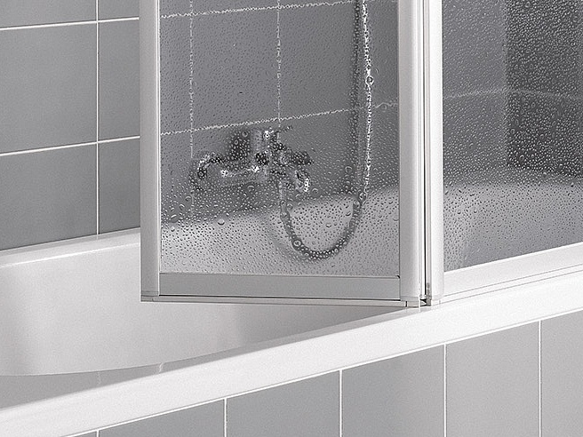 Kermi Duschdesign Duschkabine VARIO 2000 Faltwand 3-flügelig auf Badewanne